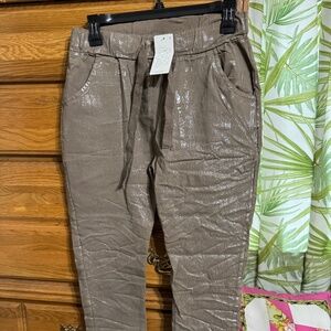 New AQRL pants made in Italy one size fits all